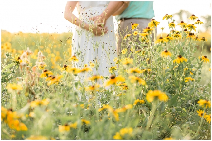 flower field maternity session - wilson nc - tiffany l johnson photography_0027.jpg