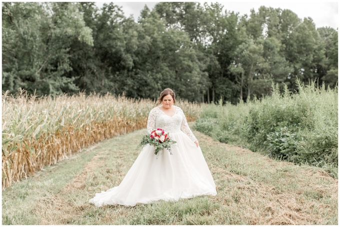 kenly bridal portrait session-tiffany l johnson photography - bridal session_0014.jpg