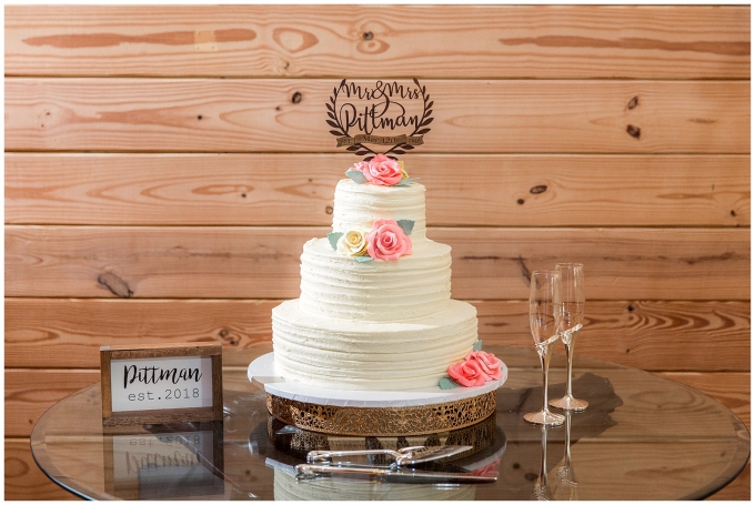 Fox Hollow Farms Wedding Day-Tiffany L Johnson Photography-Raleigh wedding photographer_0112.jpg