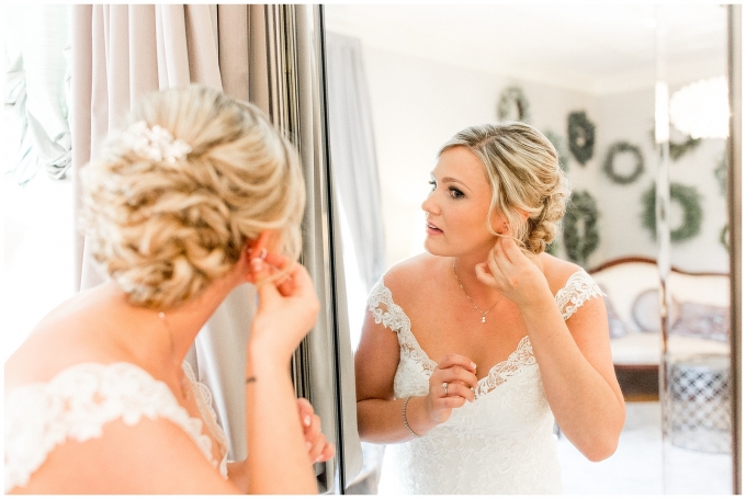 Highgrove Estate wedding day-raleigh wedding photographer-tiffany l johnson photography_0037.jpg