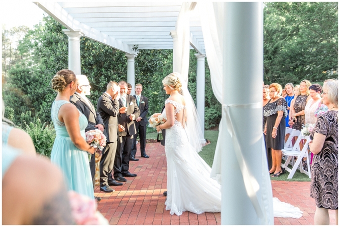 Highgrove Estate wedding day-raleigh wedding photographer-tiffany l johnson photography_0102.jpg