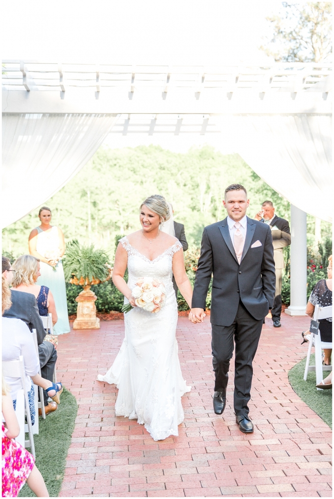 Highgrove Estate wedding day-raleigh wedding photographer-tiffany l johnson photography_0106.jpg