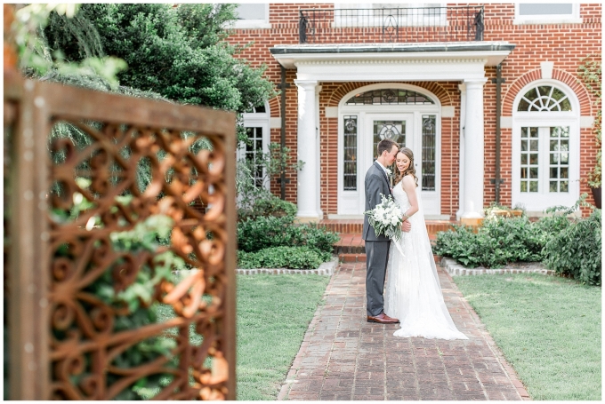 the leaning tree wedding day-raleigh wedding photographer-tiffany l johnson photography_0142.jpg
