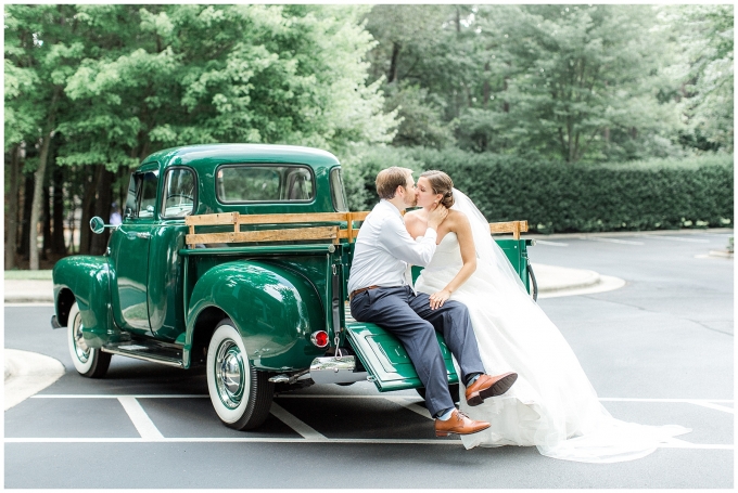 Raleigh nc wedding photographer-north hills club wedding-tiffany l johnson photography_0136.jpg