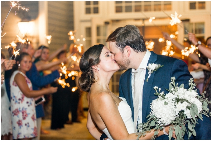 Raleigh nc wedding photographer-north hills club wedding-tiffany l johnson photography_0204.jpg