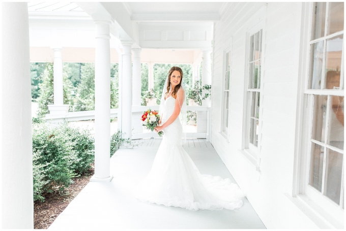 the leslie alford mims house bridal portrait session-tiffany l johnson photography-raleigh wedding photography_0002.jpg