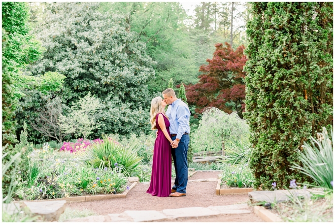 Sarah P Duke Gardens Engagement Session - tiffany l johnson photography - duke gardens engagement session_0007.jpg