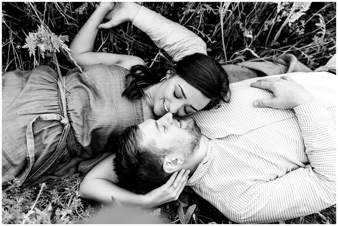 wildflower engagement session - tiffany l johnson photography_0081.jpg
