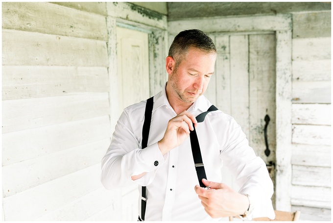 May Lew Farm Wedding - Farmville NC Wedding - Tiffany L Johnson Photography_0059.jpg