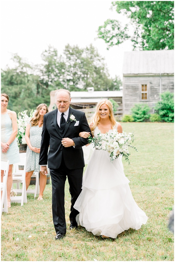 May Lew Farm Wedding - Farmville NC Wedding - Tiffany L Johnson Photography_0092.jpg