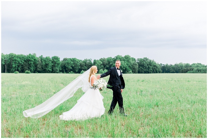 May Lew Farm Wedding - Farmville NC Wedding - Tiffany L Johnson Photography_0136.jpg