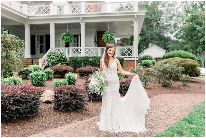 Rose Hill Plantation Bridal Session - Tiffany L Johnson Photography - Rose Hill Wedding Photographer_0021.jpg