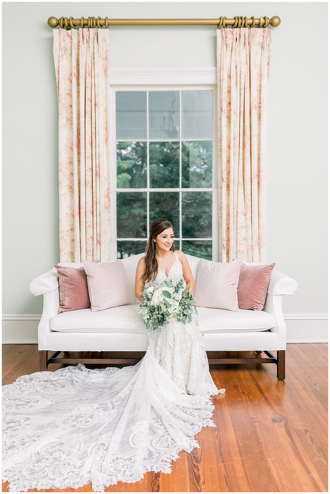 Rose Hill Plantation Bridal Session - Tiffany L Johnson Photography - Rose Hill Wedding Photographer_0037.jpg