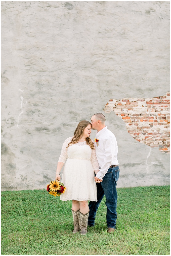 Elm City Train Depot Wedding - Tiffany L Johnson Photography_0074.jpg