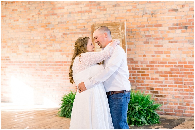 Elm City Train Depot Wedding - Tiffany L Johnson Photography_0088.jpg