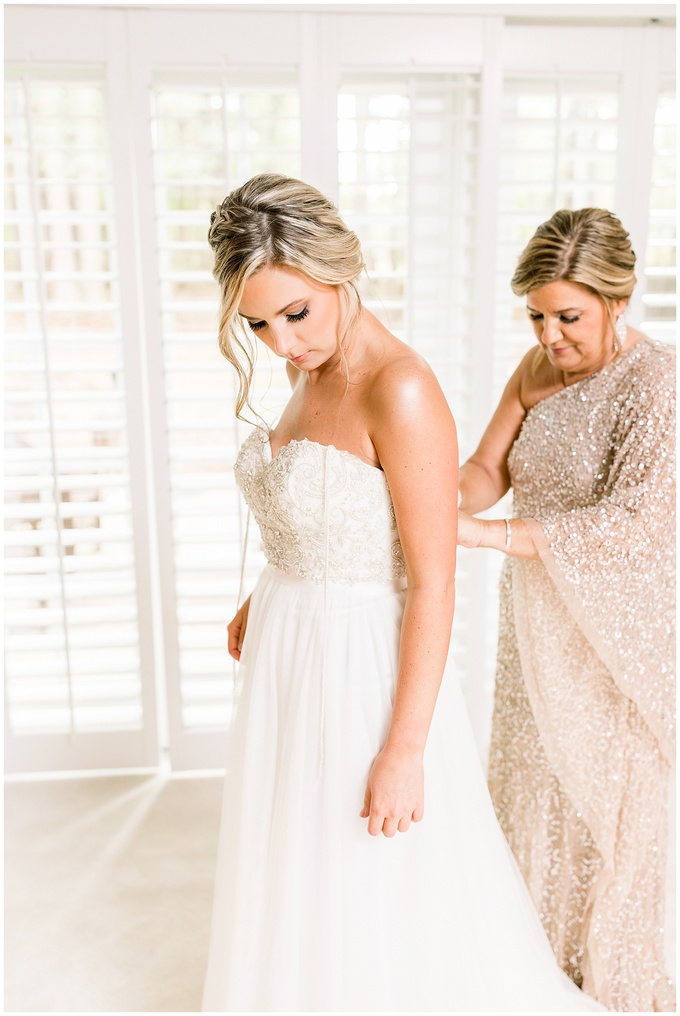 Cross and Main Wedding Day - Tiffany L Johnson Photography_0034.jpg