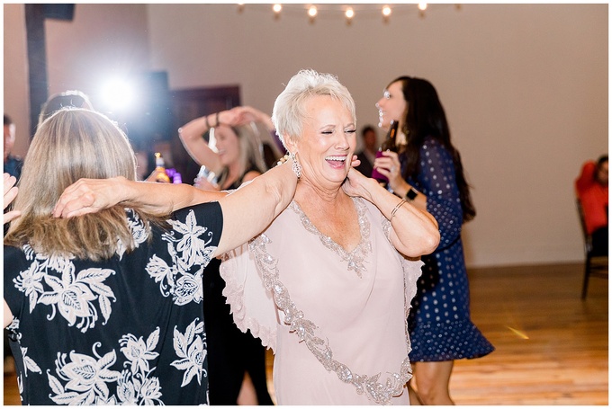 Cross and Main Wedding Day - Tiffany L Johnson Photography_0193.jpg