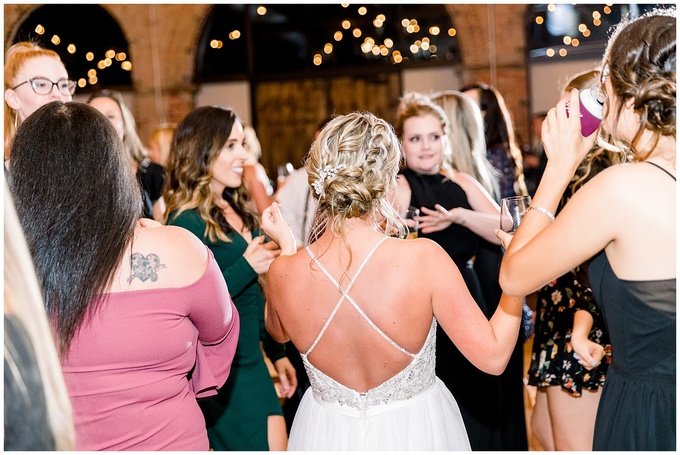 Cross and Main Wedding Day - Tiffany L Johnson Photography_0195.jpg