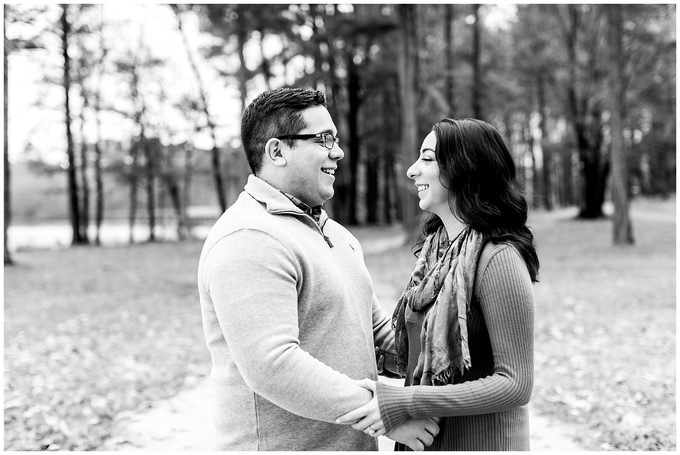 Lake Engagement Session - Tiffany L Johnson Photography_0015.jpg