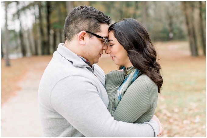 Lake Engagement Session - Tiffany L Johnson Photography_0017.jpg