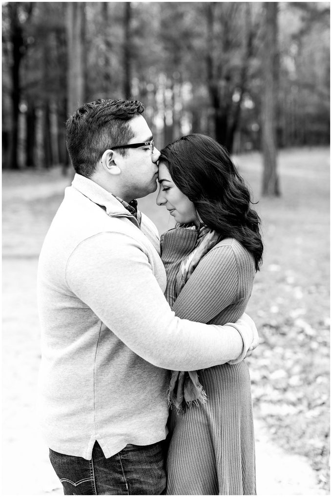 Lake Engagement Session - Tiffany L Johnson Photography_0023.jpg