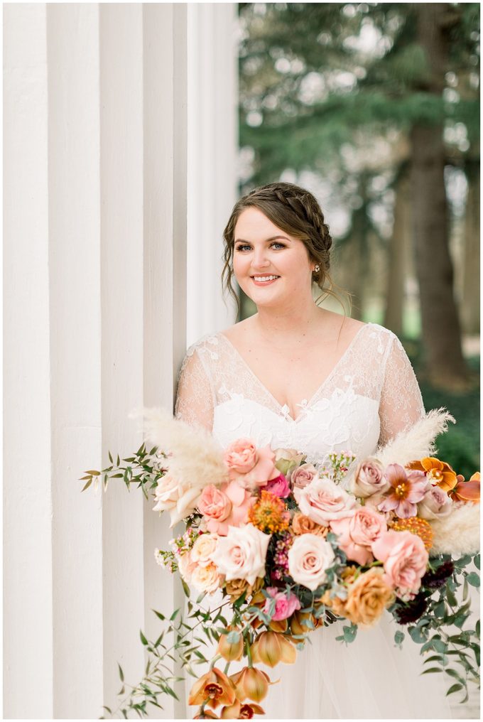 Rose Hill Plantation Bridal Portrait Session - Tiffany L Johnson Photography_0041.jpg