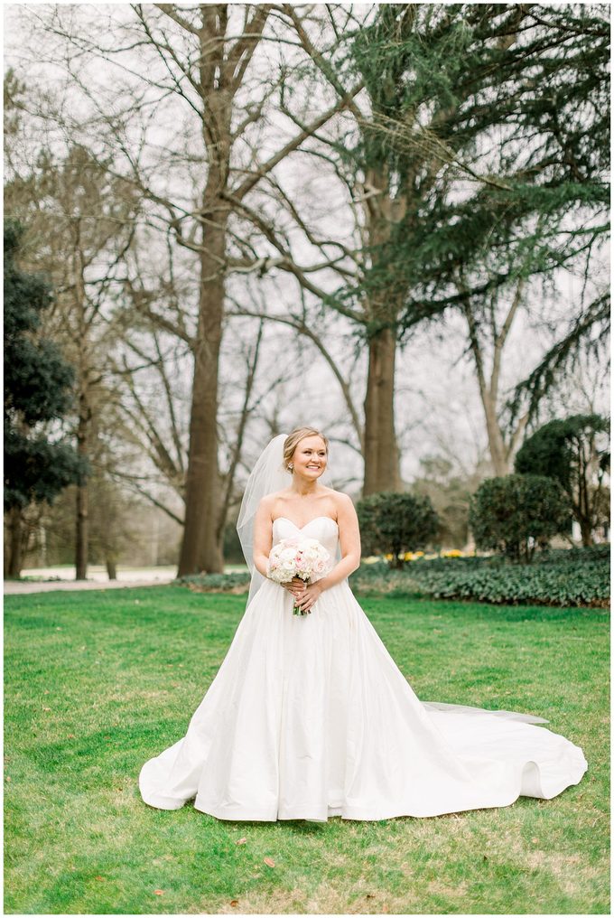 Rose Hill Plantation Bridal Session - Tiffany L Johnson Photography - Southern Bridal Session_0027.jpg