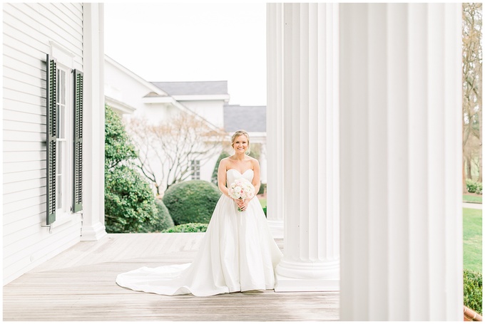 Rose Hill Plantation Bridal Session - Tiffany L Johnson Photography - Southern Bridal Session_0043.jpg