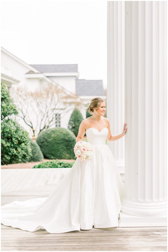 Rose Hill Plantation Bridal Session - Tiffany L Johnson Photography - Southern Bridal Session_0047.jpg