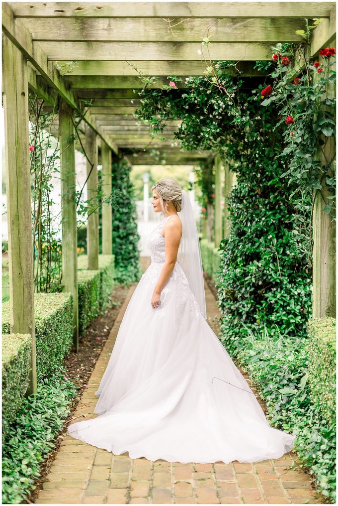 Rose Hill Plantation Bridal Session - Tiffany L Johnson Photography - Nashville wedding_0001.jpg