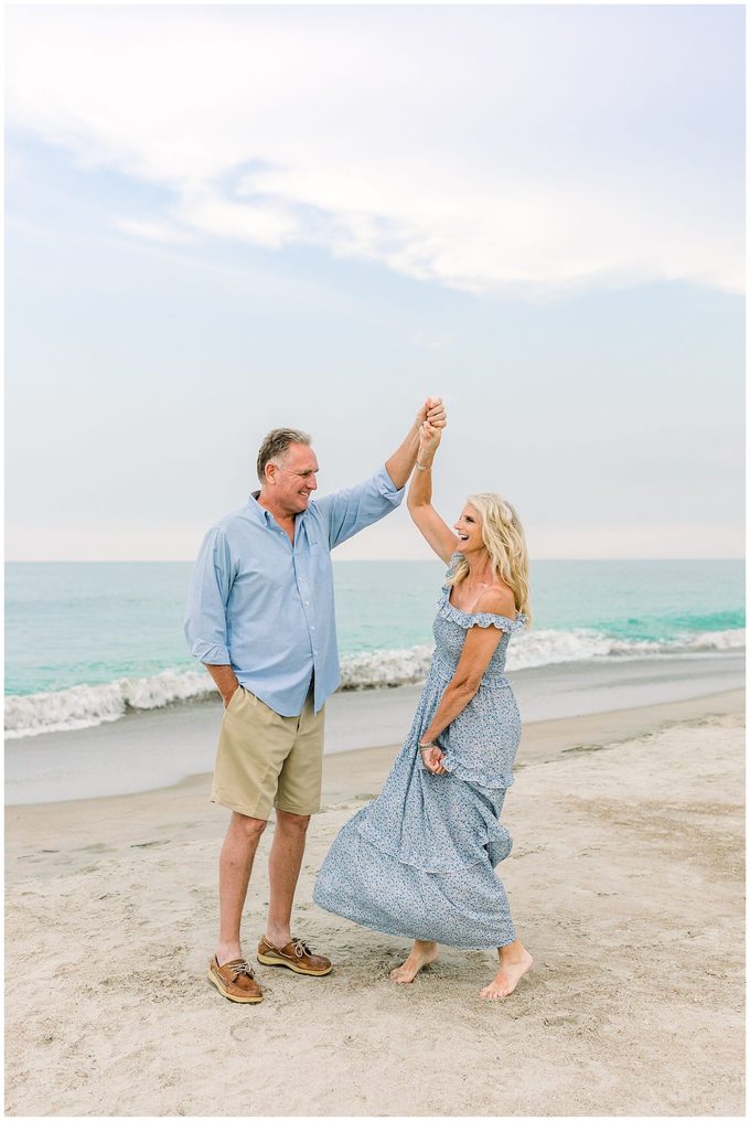 Emerald Isle Beach Engagement Session - Tiffany L Johnson Photographer_0007.jpg