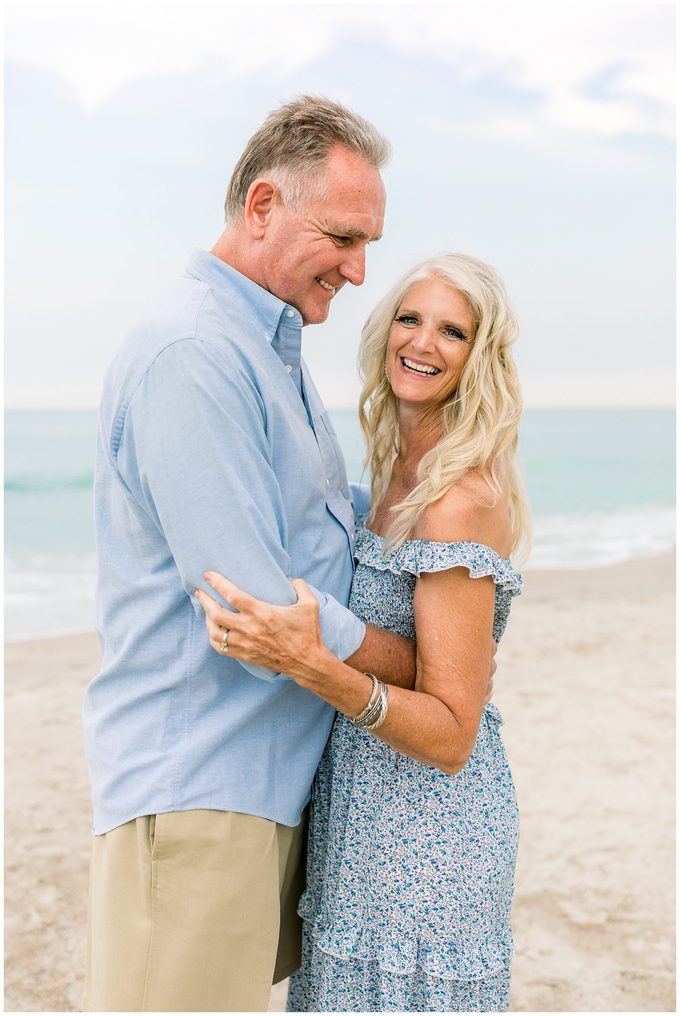 Emerald Isle Beach Engagement Session - Tiffany L Johnson Photographer_0009.jpg