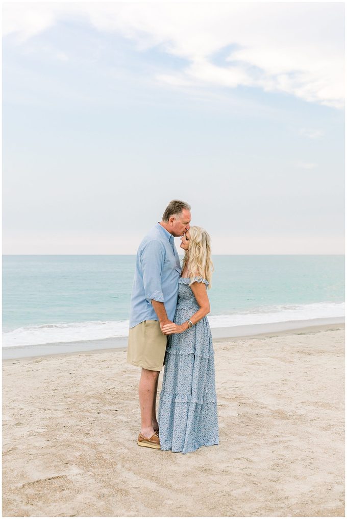 Emerald Isle Beach Engagement Session - Tiffany L Johnson Photographer_0019.jpg