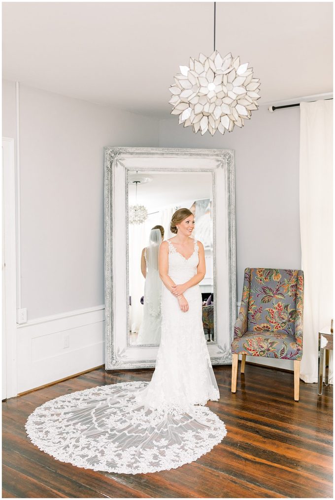 Leslie Alford Mims House Wedding Day - Mims House - Tiffany L Johnson Photography - Holly Springs Wedding_0030.jpg