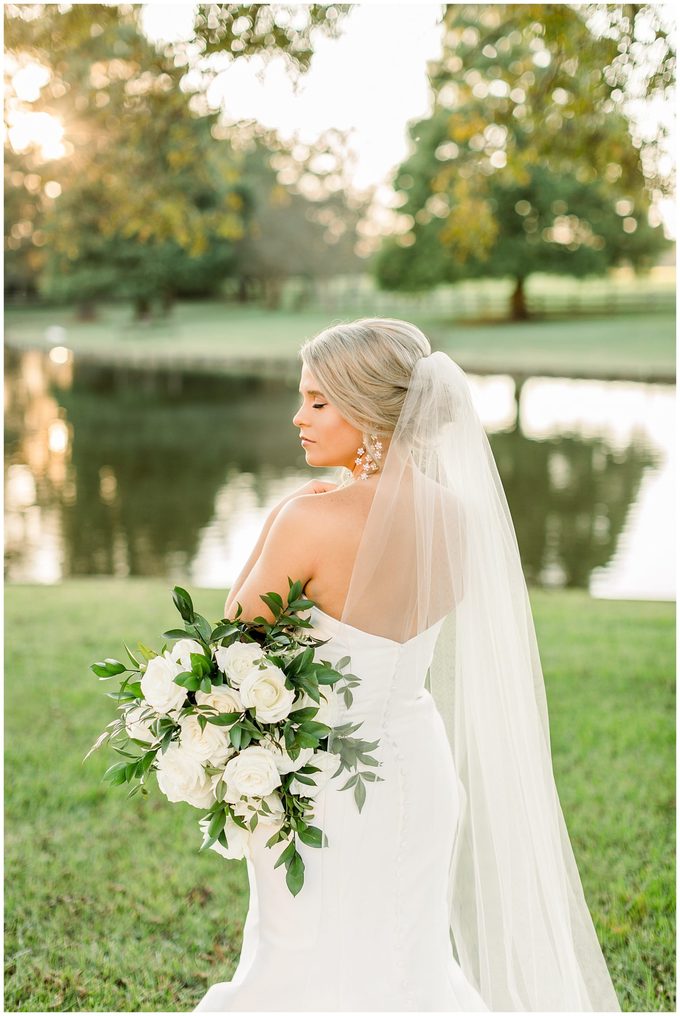 Rose Hill Estate Bridal Session - Tiffany L Johnson Photography_0021.jpg