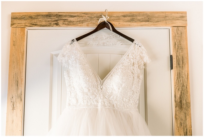 Waters Edge at Tart Farms Wedding Day - Tiffany L Johnson Phootgraphy_0014.jpg