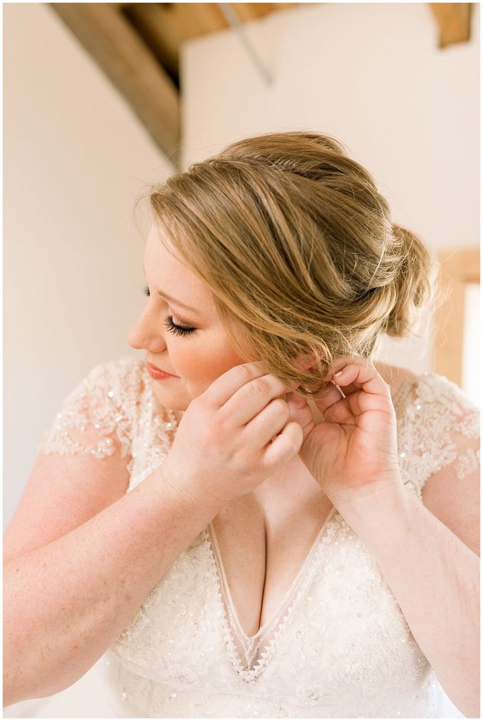 Waters Edge at Tart Farms Wedding Day - Tiffany L Johnson Phootgraphy_0028.jpg