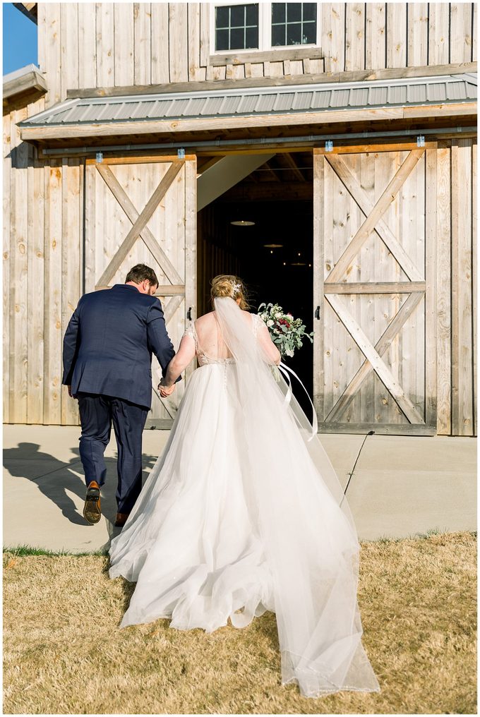 Waters Edge at Tart Farms Wedding Day - Tiffany L Johnson Phootgraphy_0098.jpg