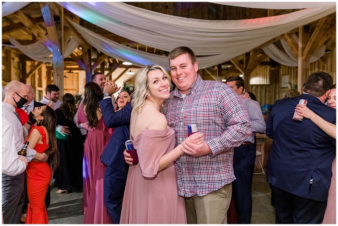 Waters Edge at Tart Farms Wedding Day - Tiffany L Johnson Phootgraphy_0176.jpg