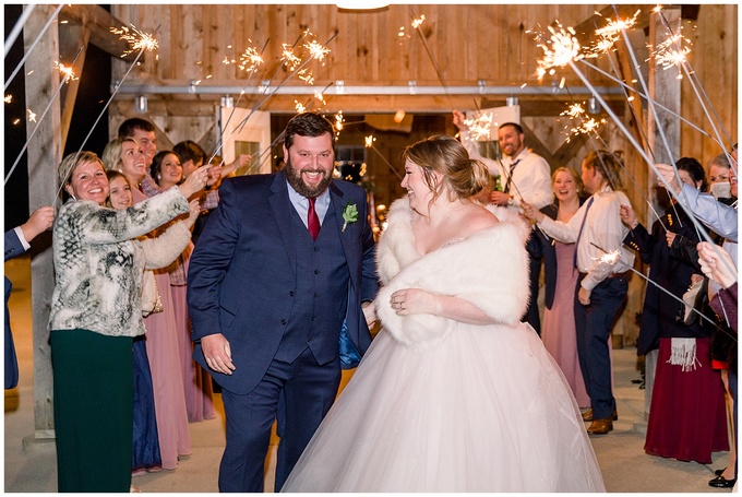 Waters Edge at Tart Farms Wedding Day - Tiffany L Johnson Phootgraphy_0188.jpg