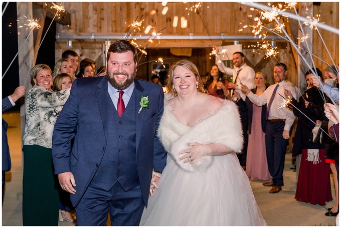Waters Edge at Tart Farms Wedding Day - Tiffany L Johnson Phootgraphy_0189.jpg