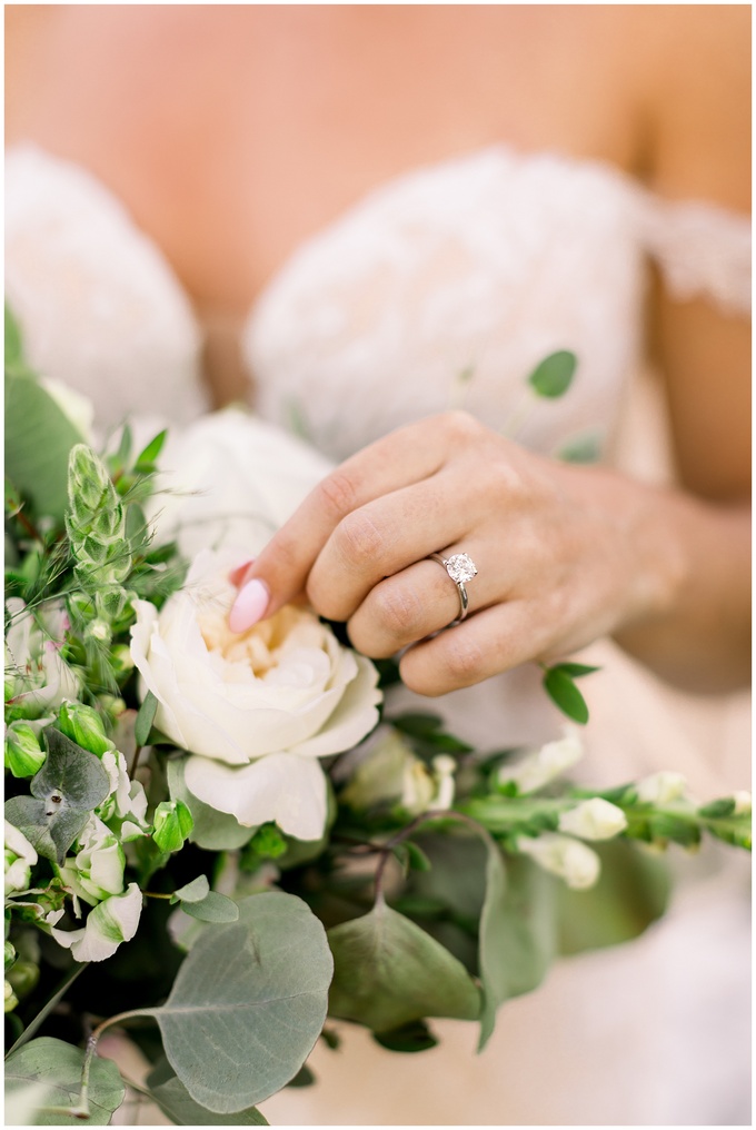 MayLew Farm Bridal Session - Tiffany L Johnson Photography_0007.jpg