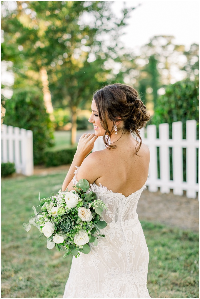 MayLew Farm Bridal Session - Tiffany L Johnson Photography_0015.jpg