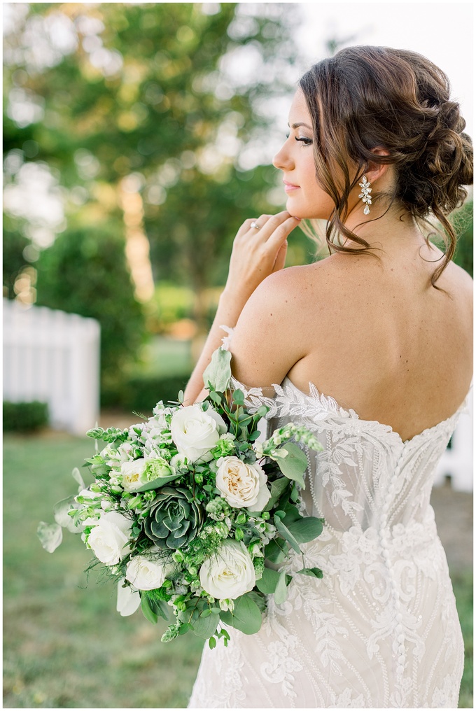 MayLew Farm Bridal Session - Tiffany L Johnson Photography_0019.jpg