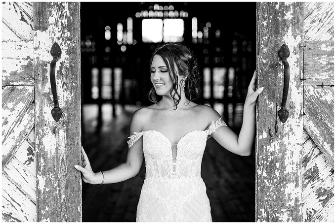 MayLew Farm Bridal Session - Tiffany L Johnson Photography_0041.jpg