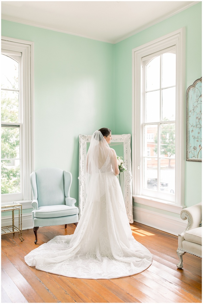 Merrimon Wynne House Bridal Session - Tiffany L Johnson Photography_0047.jpg