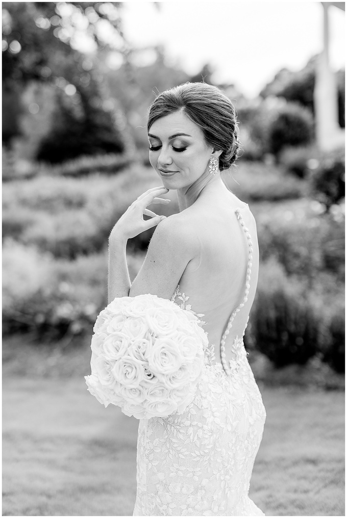 Walnut Hill Bridal Session - Tiffany L Johnson Photography_0011.jpg