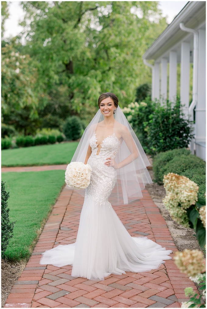 Walnut Hill Bridal Session - Tiffany L Johnson Photography_0039.jpg