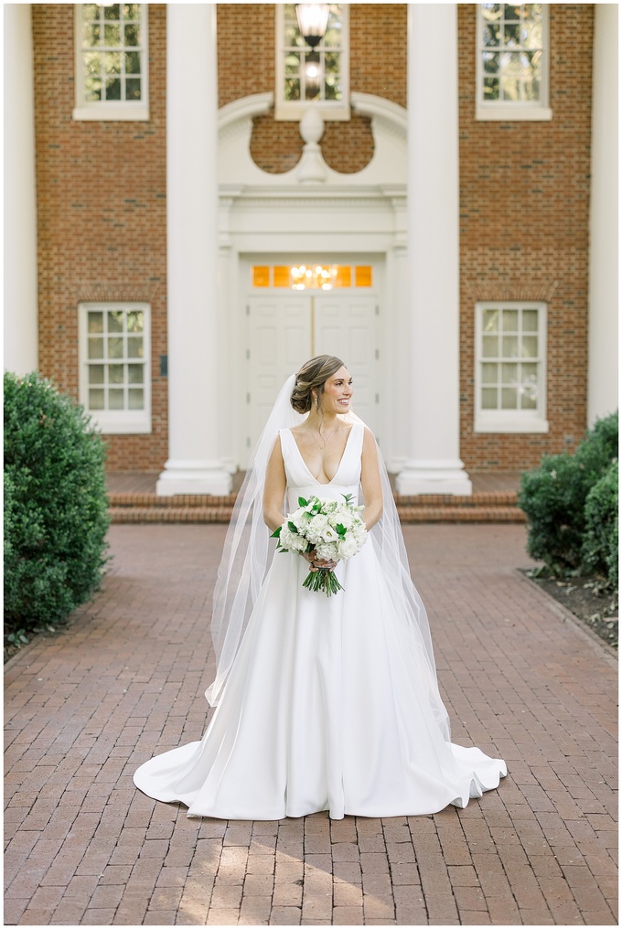 Meredith College Bridal Session - Tiffany L Johnson Photography_0017.jpg