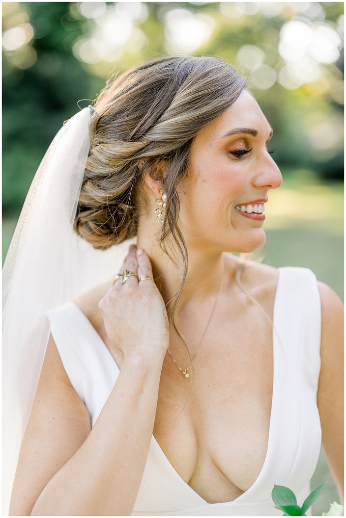 Meredith College Bridal Session - Tiffany L Johnson Photography_0025.jpg